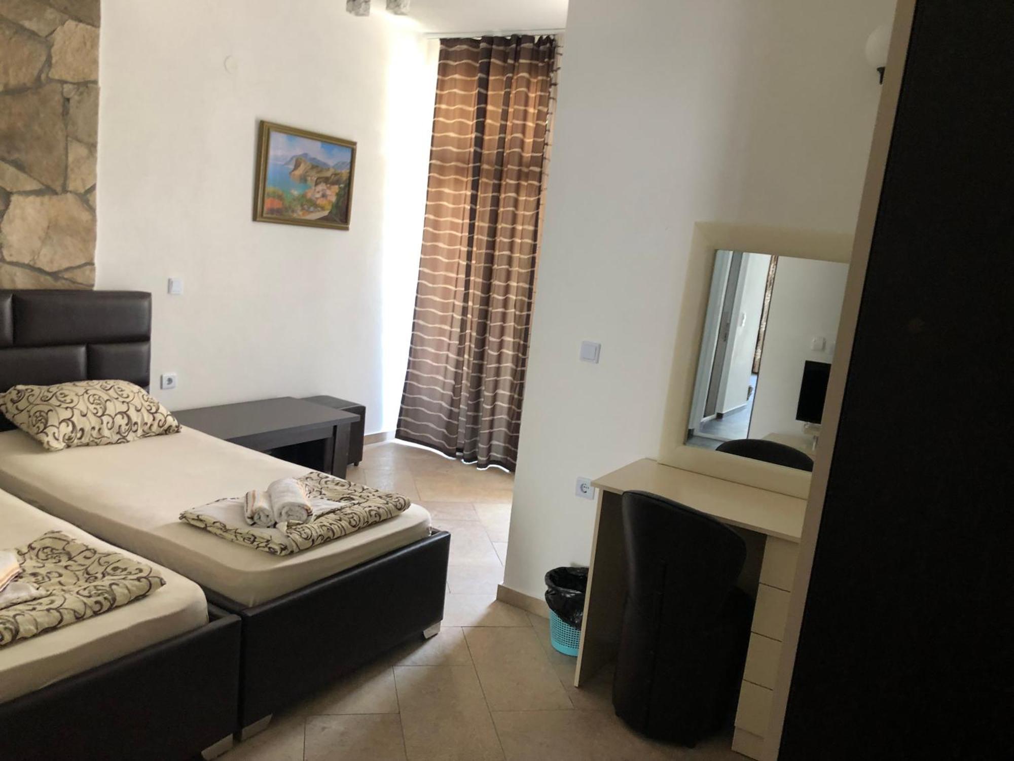 Novalic Hotel Dobra Voda Ngoại thất bức ảnh
