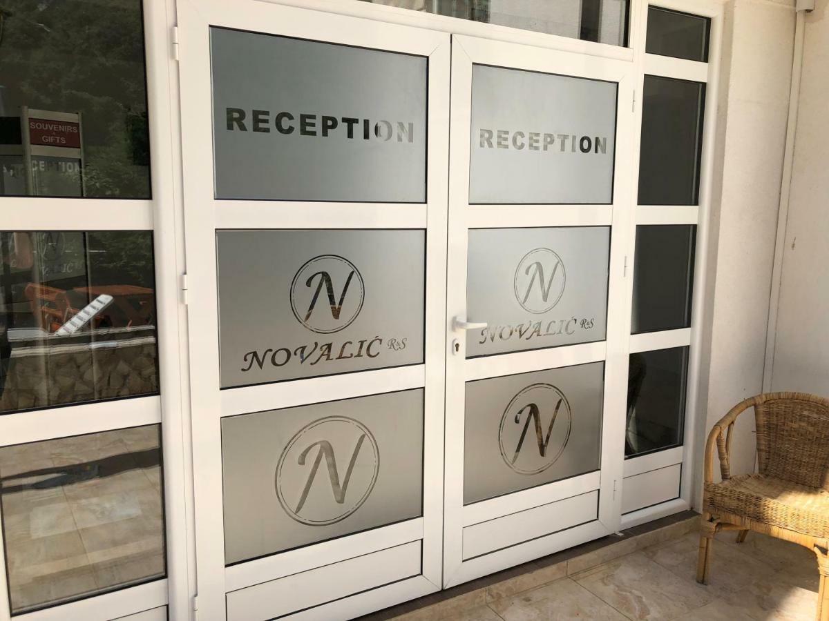 Novalic Hotel Dobra Voda Ngoại thất bức ảnh
