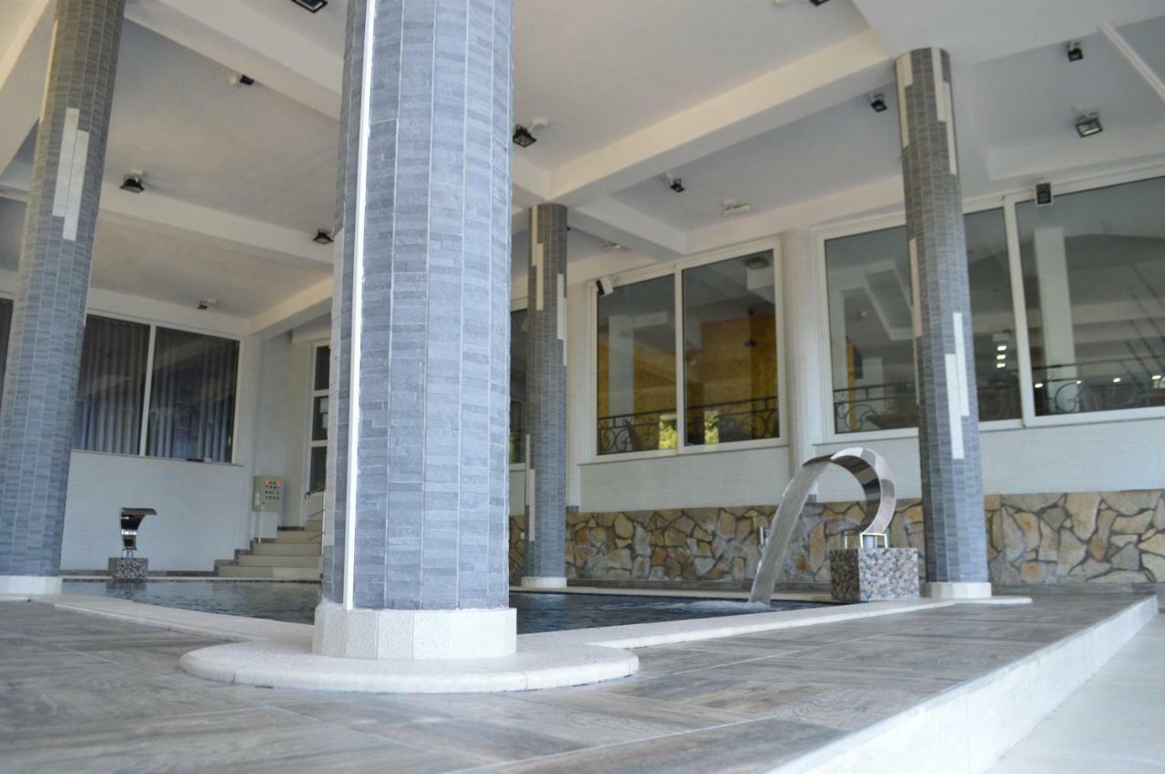 Novalic Hotel Dobra Voda Ngoại thất bức ảnh